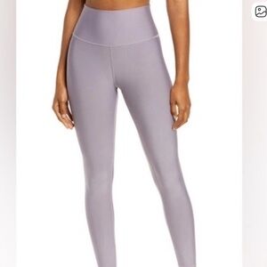 ALO Yoga High-Waist Airlift Leggings in Lavender